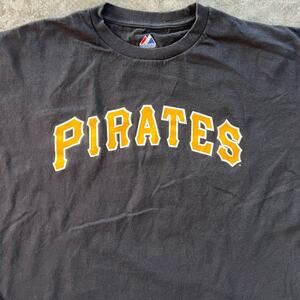 Majestic Pittsburgh Pirates MLB Graphic Tee Oversized Streetwear 2XL